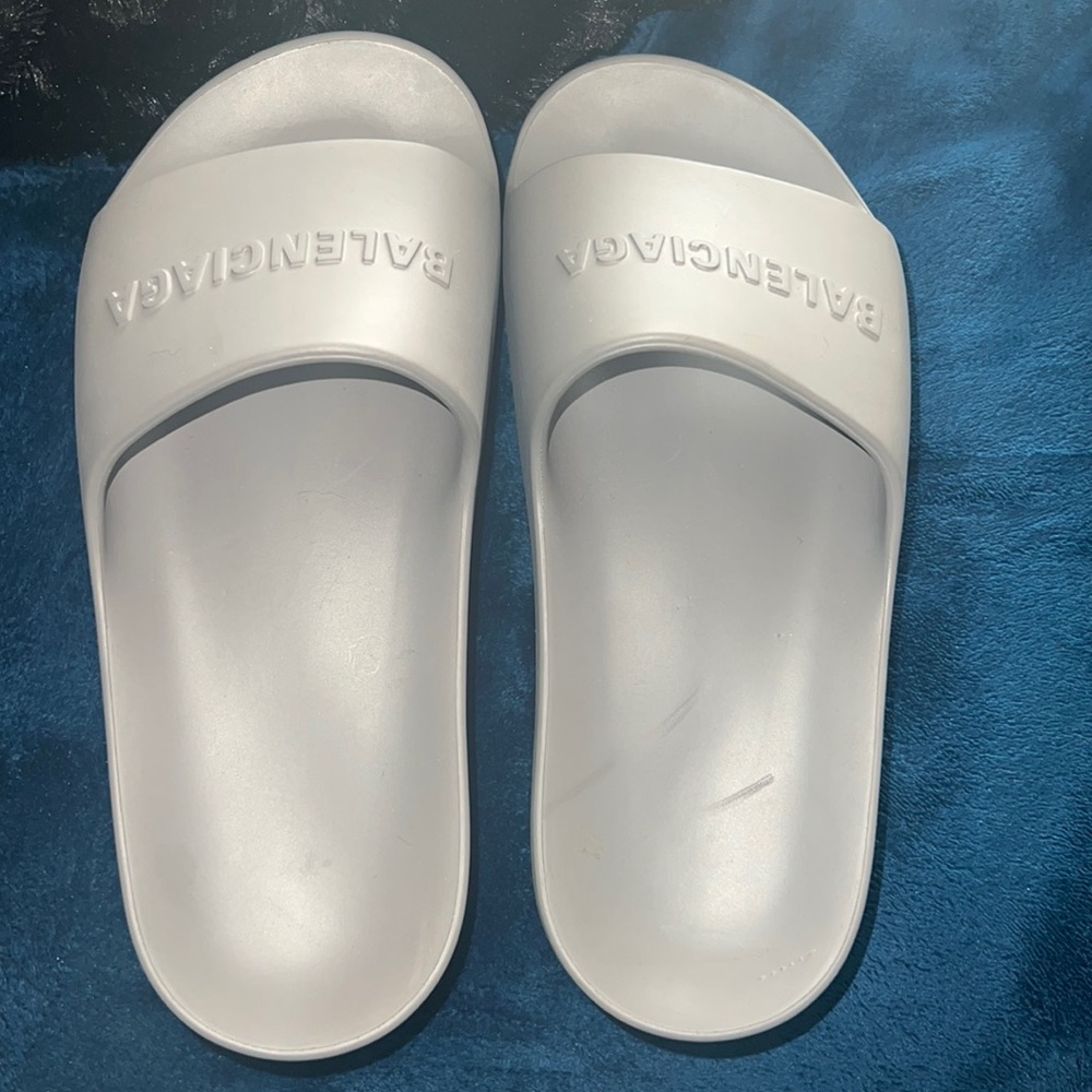 Balenciaga Slides